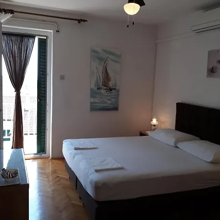 Guest house Batosic