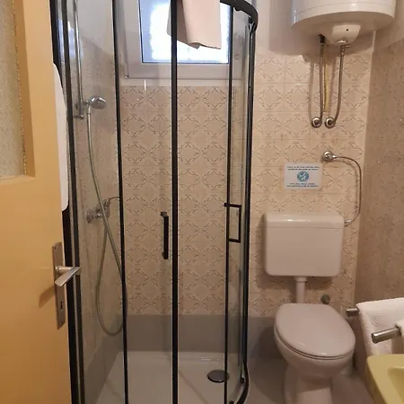Guest house Batosic 3*