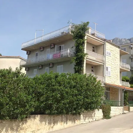 Guest house Batosic