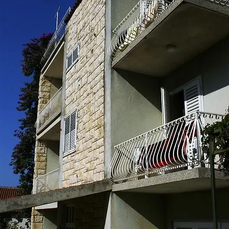 Batosic 3* Makarska