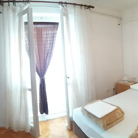 Guest house Batosic 3*