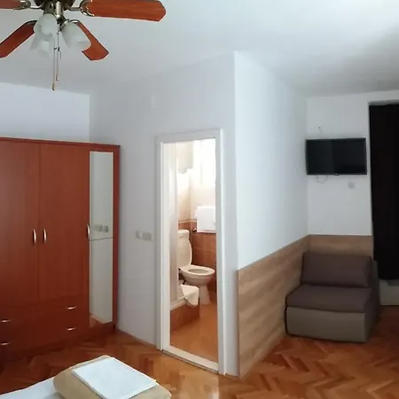 Guest house Batosic