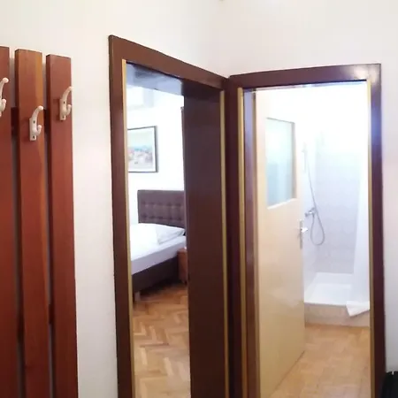Guest house Batosic 3*