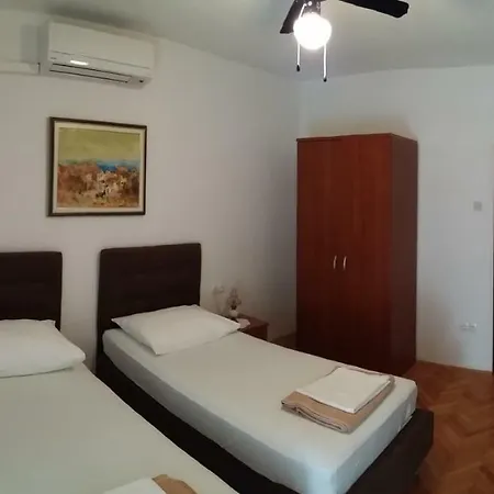 Guest house Batosic