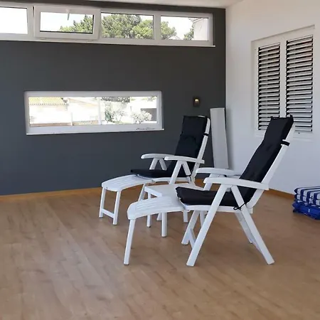 Batosic Guest house 3*