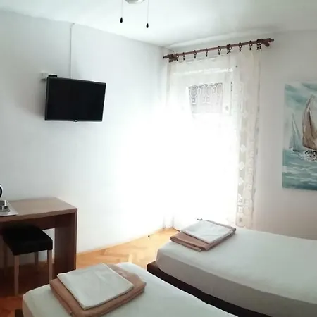Batosic 3* Makarska